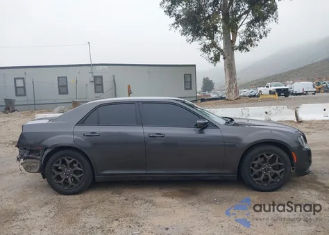 2018 Chrysler 300 300S Awd из США, поврежденный, VIN 2C3CCAGG3JH250363
